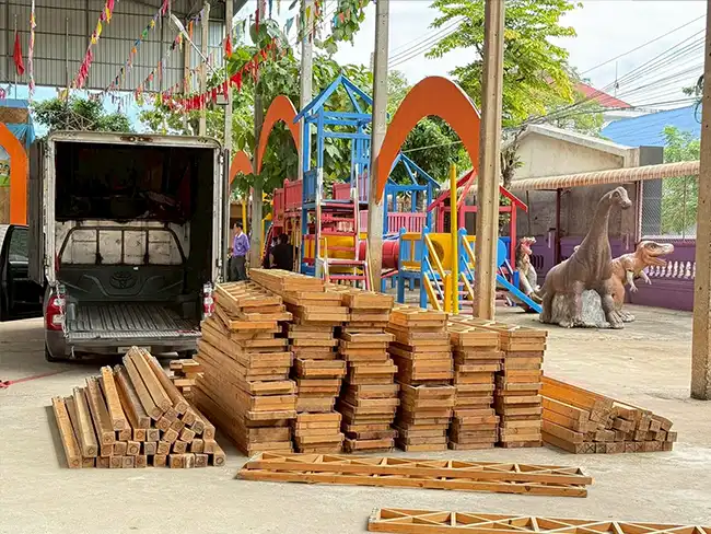 รถขนส่งสินค้าขนาดใหญ่